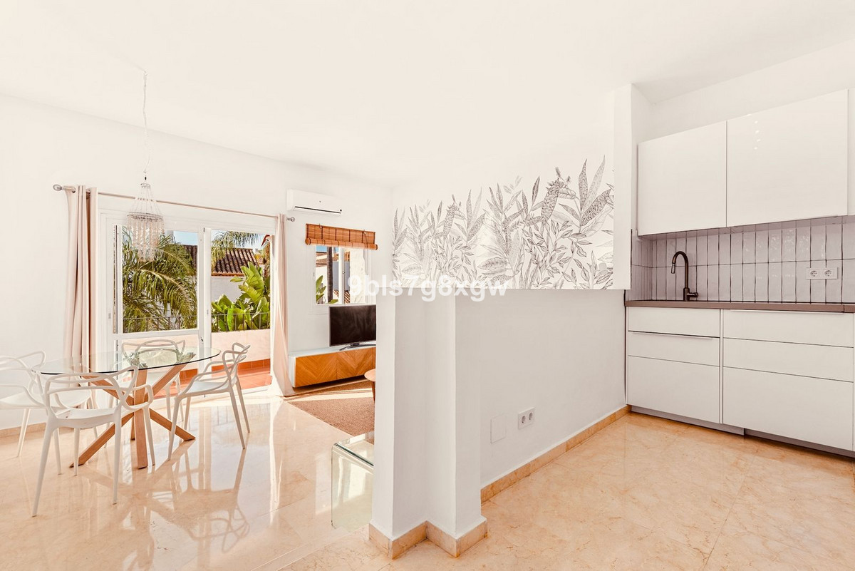 El Paraiso, Estepona